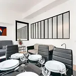Chic Apartment - 2Br-6P - Boulevard Saint-Germain